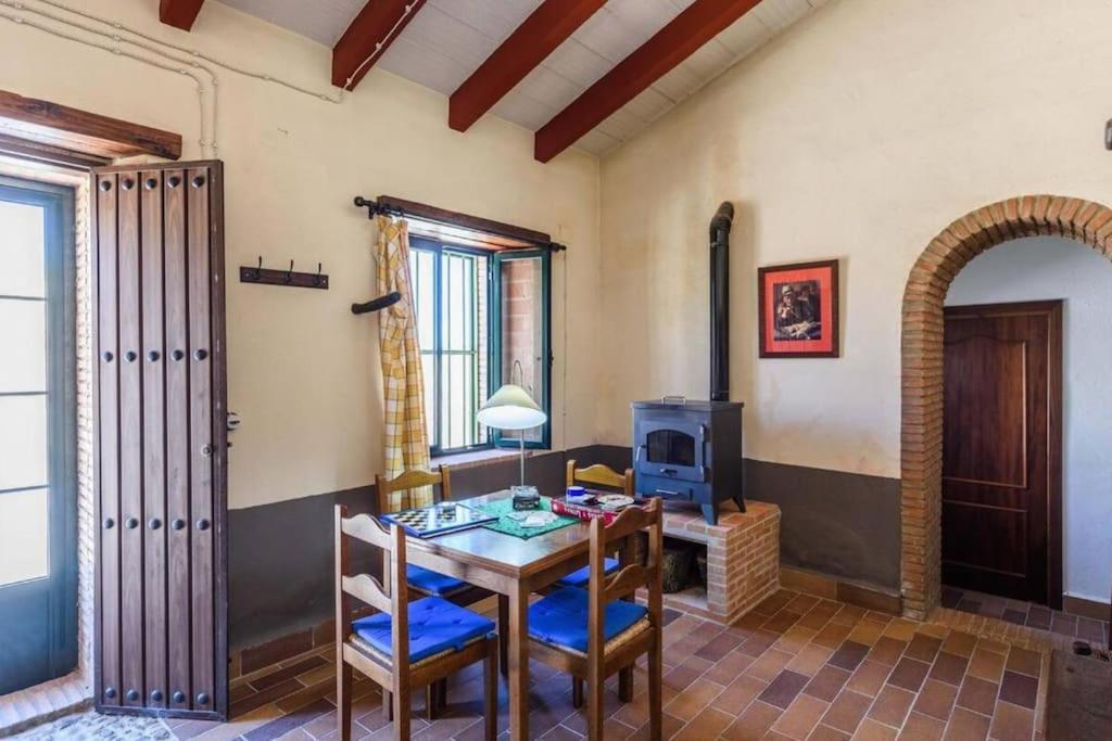Casa Cortijo En Dehesa Sierra Leon Βίλα La Puebla de los Infantes Εξωτερικό φωτογραφία